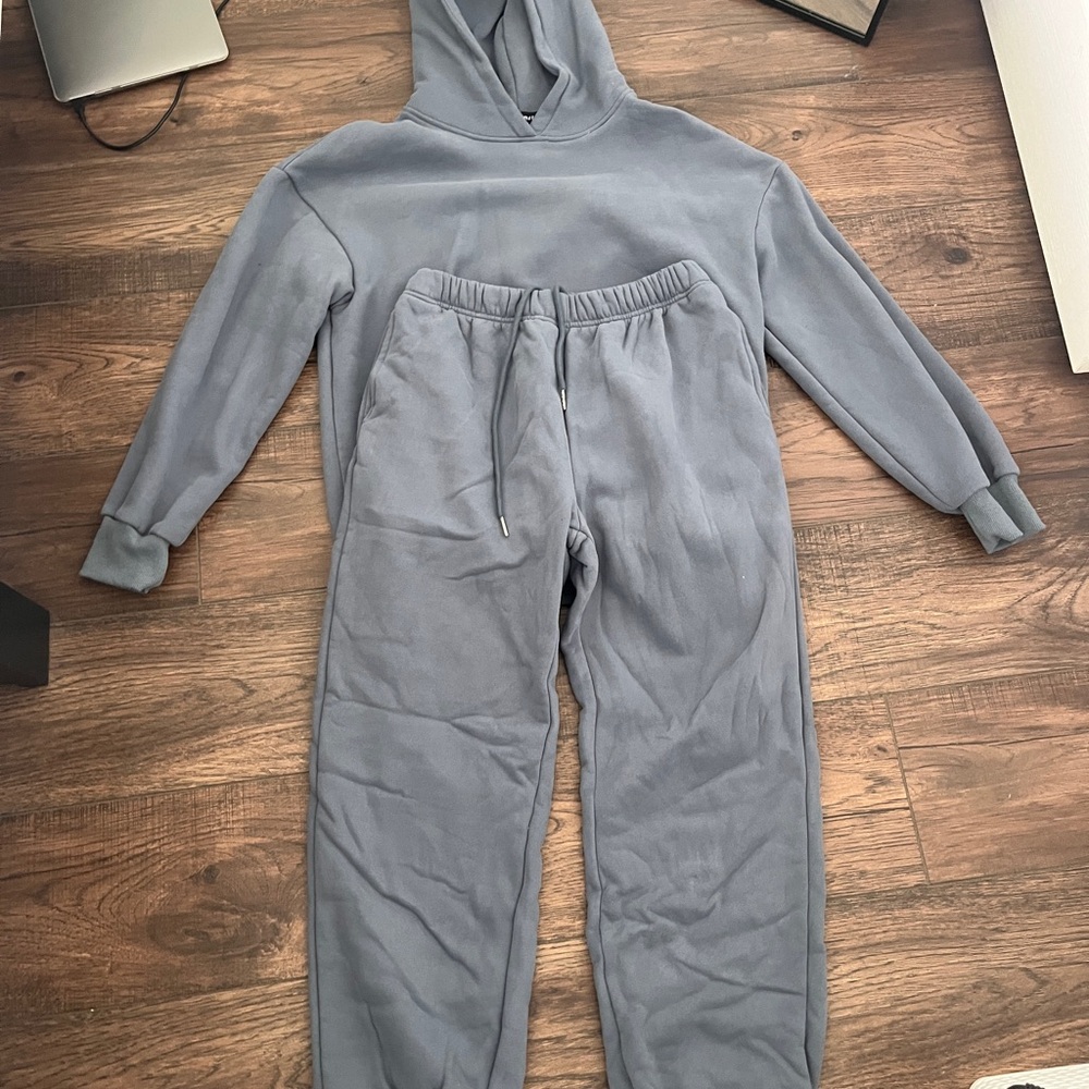 Amazon Dustyblue Hoodie and Sweatpants Set